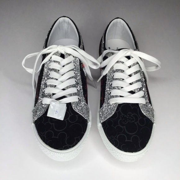 Bradford Exchange Disney Mickey Mouse And Minnie Mouse Shoes With Glitter Trim. - Picture 2 of 11
